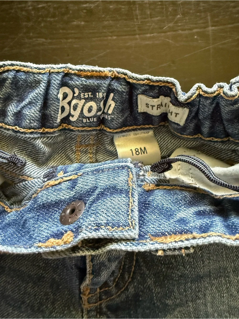 OshKosh B’gosh jeans 3 pair